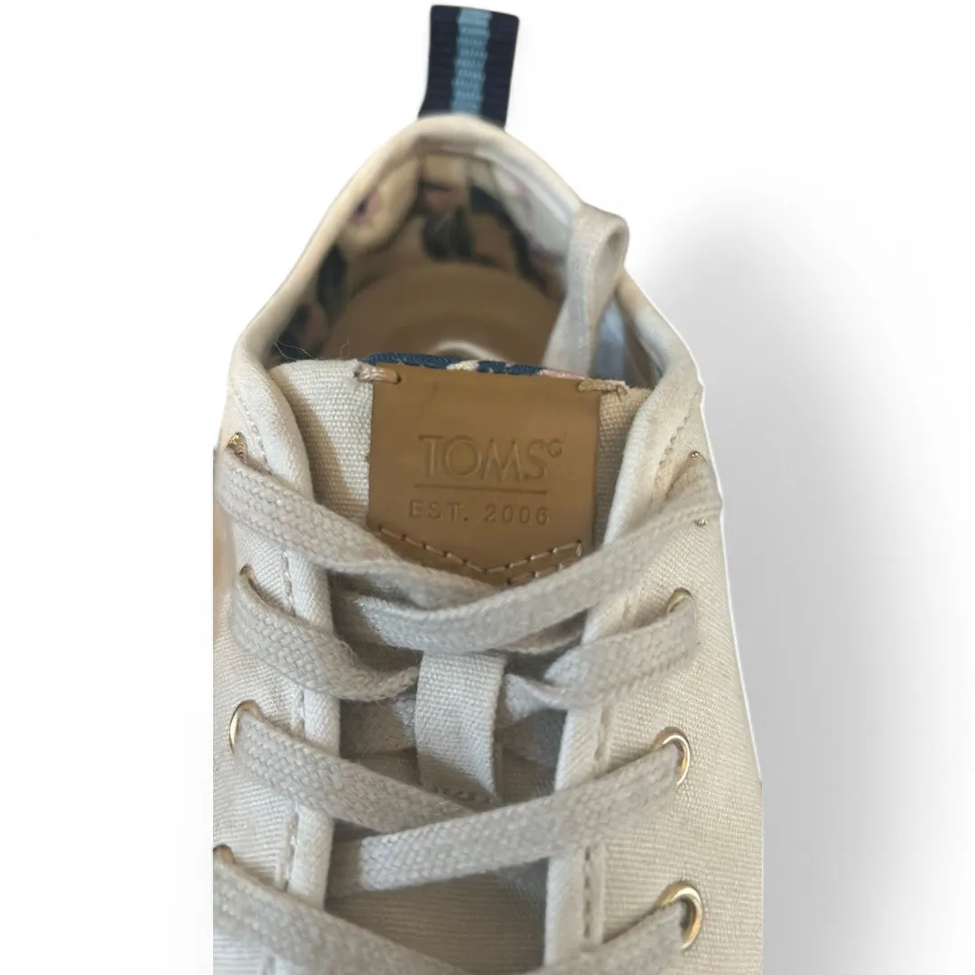 Canvas Sneakers with Striped Pull-Tab